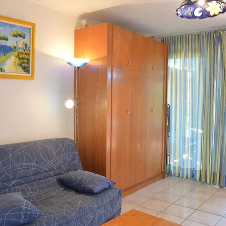 Sp320-619 2 Pieces Pierre La Apartment *